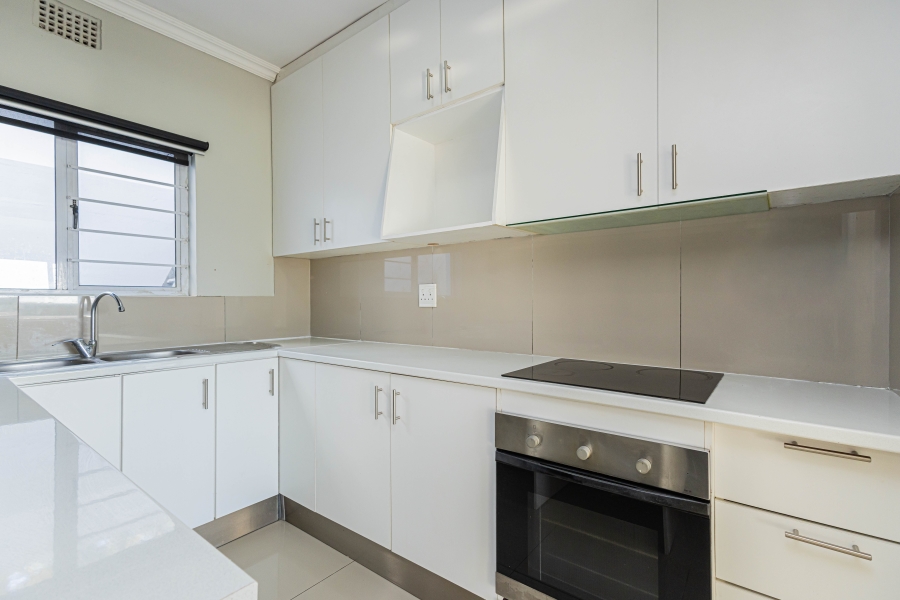 To Let 2 Bedroom Property for Rent in Camps Bay Western Cape